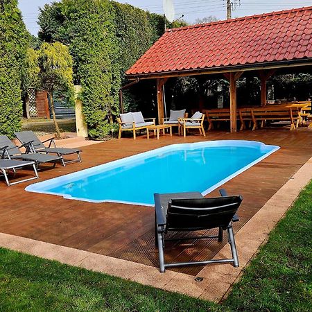 Holiday Home In Kolczewo With The Private Pool 220 Qm Exteriör bild